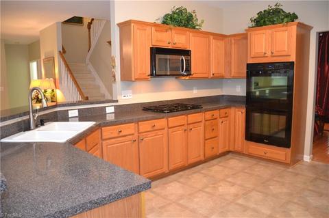 2973 Maple Branch Dr, High Point, NC 27265 photo 8