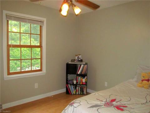 3603 Stonehurst Pl, High Point, NC 27265 photo 10