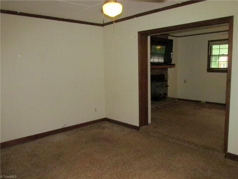 3603 Stonehurst Pl, High Point, NC 27265 photo 14