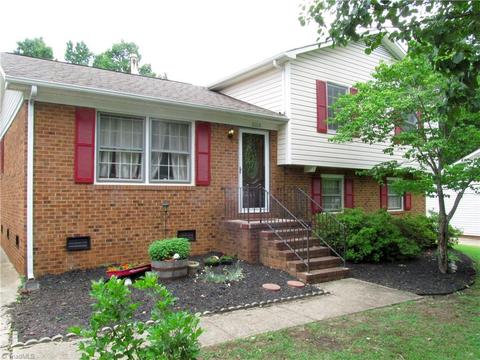 3603 Stonehurst Pl, High Point, NC 27265 photo 2