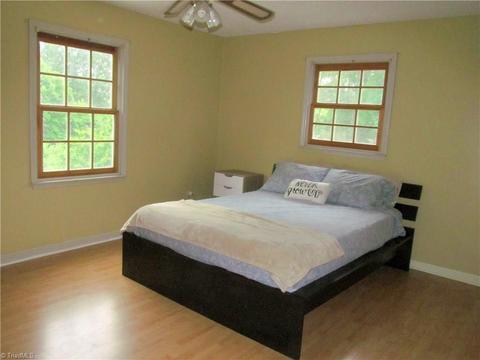 3603 Stonehurst Pl, High Point, NC 27265 photo 7