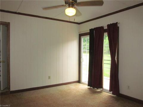 3603 Stonehurst Pl, High Point, NC 27265 photo 13