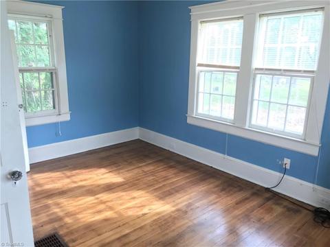 211 E Ray Ave, High Point, NC 27262 photo 10