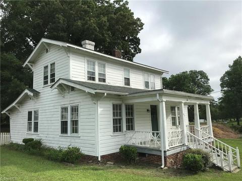 211 E Ray Ave, High Point, NC 27262 photo 2