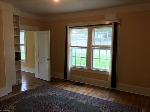 211 E Ray Ave, High Point, NC 27262 photo 7