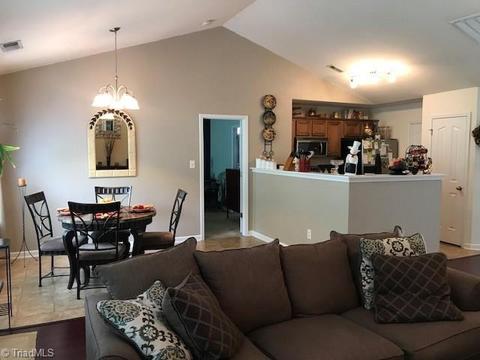 2487 Ingleside Dr, High Point, NC 27265 photo 8