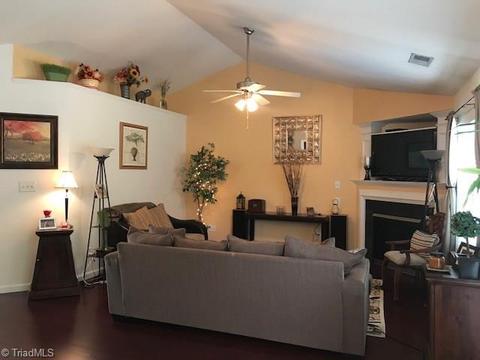 2487 Ingleside Dr, High Point, NC 27265 photo 10