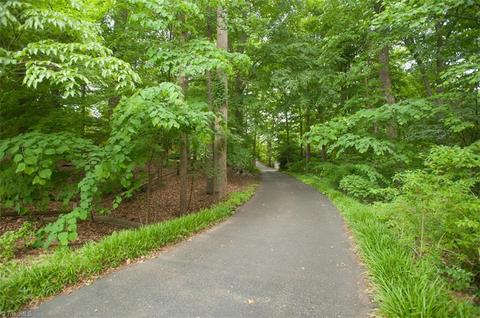 942 Nottingham Rd, High Point, NC 27262 photo 28