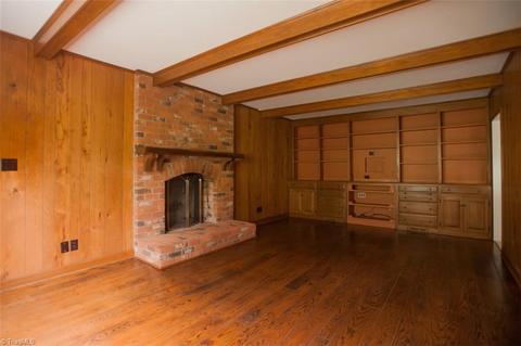 942 Nottingham Rd, High Point, NC 27262 photo 12