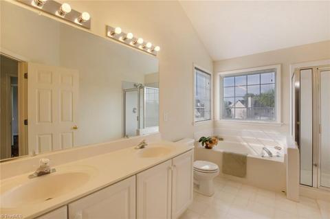 3658 Single Leaf Ct, High Point, NC 27265 photo 17