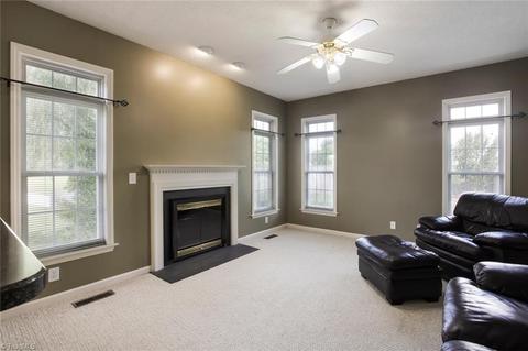 3658 Single Leaf Ct, High Point, NC 27265 photo 12