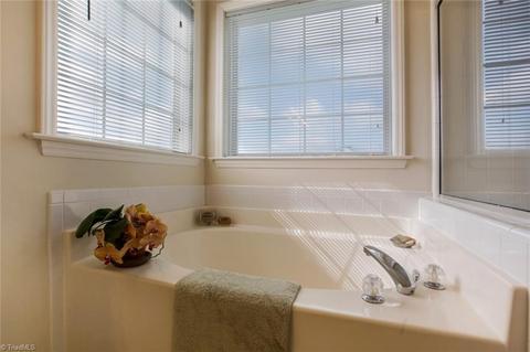 3658 Single Leaf Ct, High Point, NC 27265 photo 18