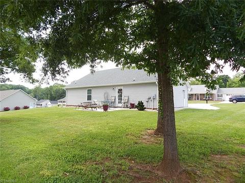101 Calloway Ct, King, NC 27021 photo 29