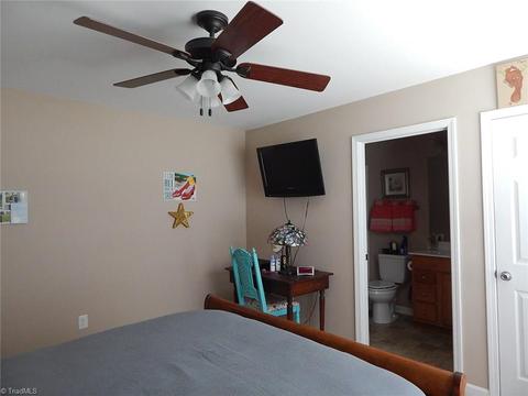 101 Calloway Ct, King, NC 27021 photo 17