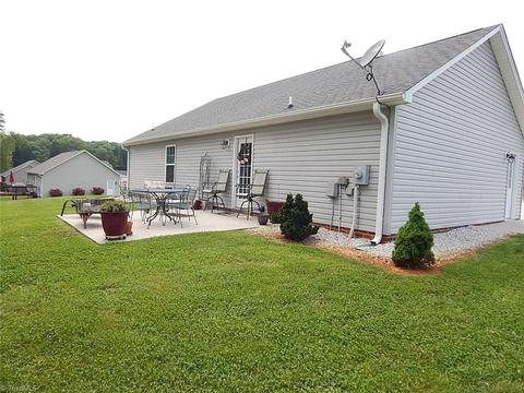 101 Calloway Ct, King, NC 27021 photo 30