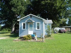 807 Springfield Rd, High Point, NC 27263 photo 1
