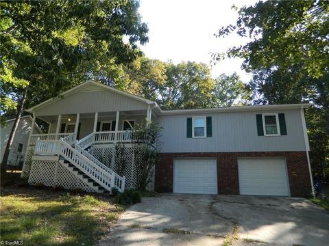 4807 Whisper Oak Dr, Trinity, NC 27370 photo 1