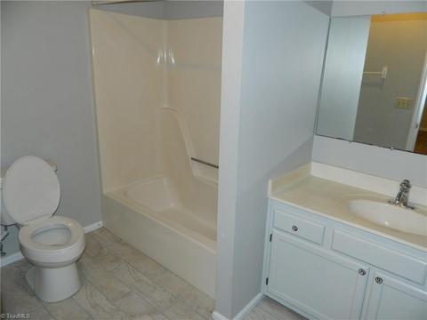 4807 Whisper Oak Dr, Trinity, NC 27370 photo 13