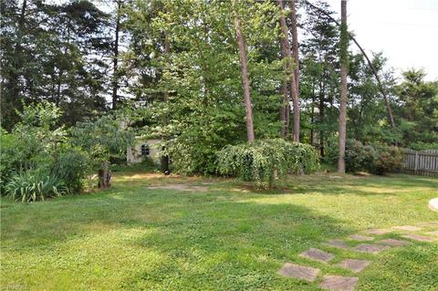 1810 Runner Stone Dr, High Point, NC 27265 photo 24