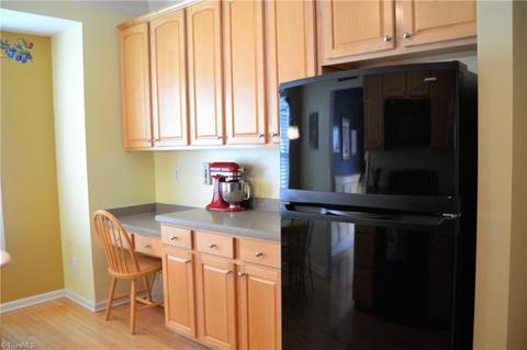 1810 Runner Stone Dr, High Point, NC 27265 photo 6