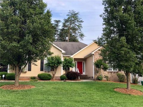 1810 Runner Stone Dr, High Point, NC 27265 photo 1