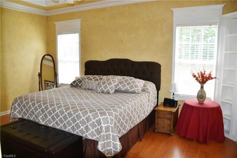 1810 Runner Stone Dr, High Point, NC 27265 photo 13