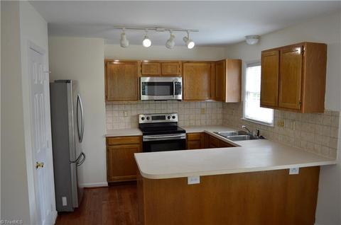 3945 Patsy Dr, Winston Salem, NC 27107 photo 6