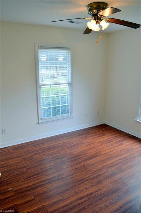 3945 Patsy Dr, Winston Salem, NC 27107 photo 17