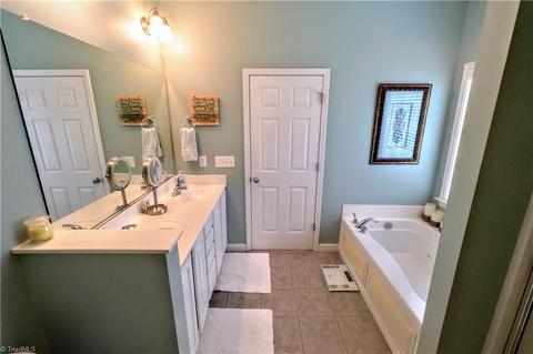 5375 Graycliff Ln, Clemmons, NC 27012 photo 17