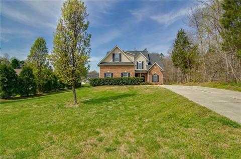 4035 Waterview Rd, High Point, NC 27265 photo 3