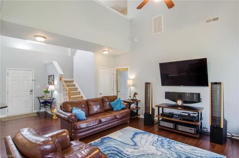 4035 Waterview Rd, High Point, NC 27265 photo 8