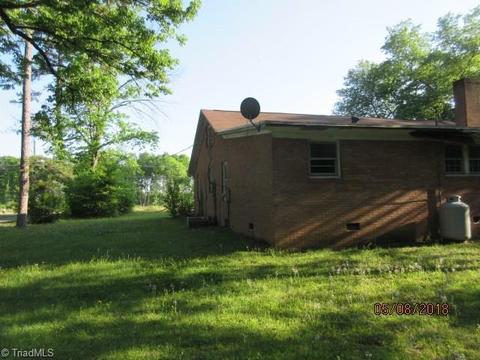 117 Old Mill Rd, High Point, NC 27265 photo 12