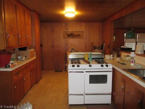 117 Old Mill Rd, High Point, NC 27265 photo 2