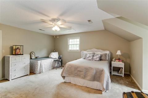 231 Pine Tree Ln, High Point, NC 27265 photo 18