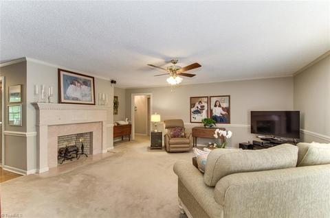 231 Pine Tree Ln, High Point, NC 27265 photo 6