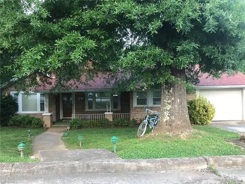 800 E Warren Ave, Eden, NC 27288 photo 1