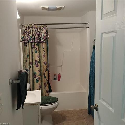 213 Friendly Ave, High Point, NC 27260 photo 10