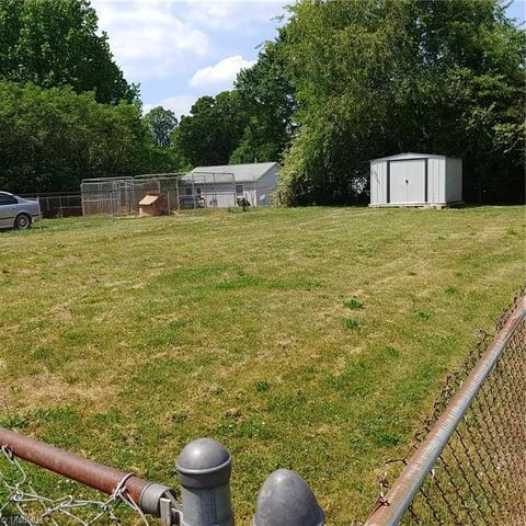 213 Friendly Ave, High Point, NC 27260 photo 6