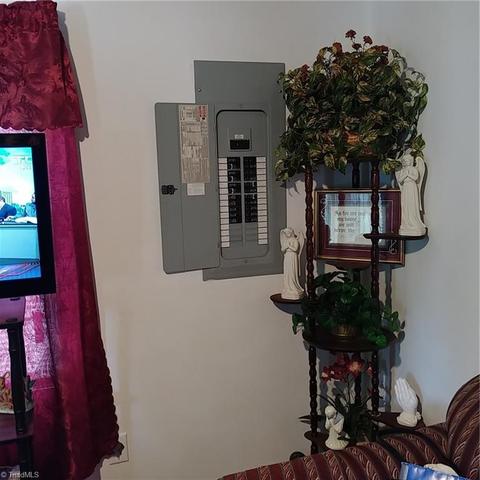213 Friendly Ave, High Point, NC 27260 photo 16