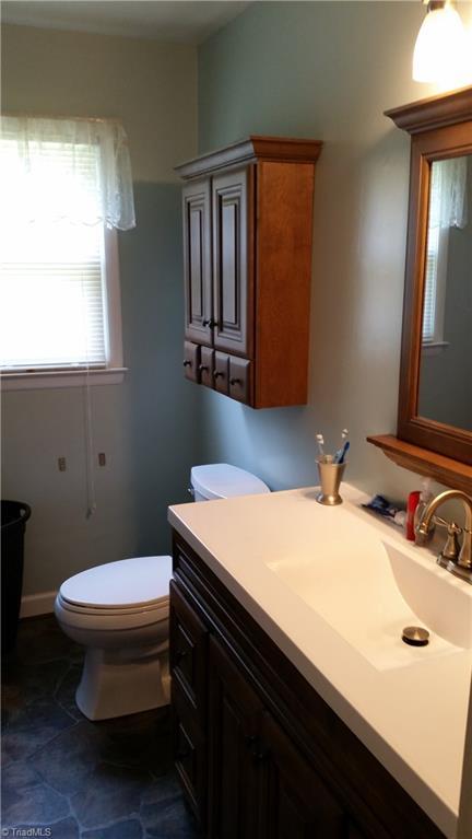 638 Flippin Rd, Lowgap, NC 27024 photo 12