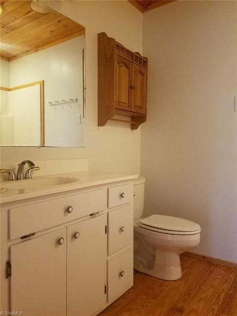 292 Doe Run, Purlear, NC 28665 photo 12