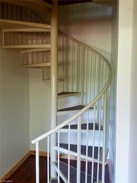 292 Doe Run, Purlear, NC 28665 photo 20