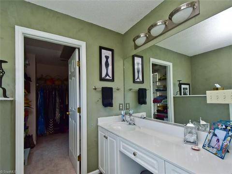 3003 Pinnacle Ct, High Point, NC 27265 photo 13