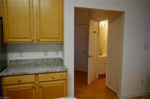 1440 Cantwell Ct, High Point, NC 27265 photo 7