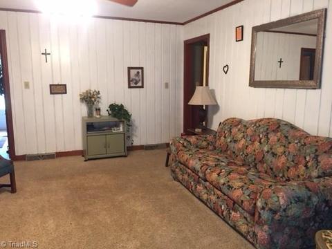 203 Overlook Dr, Advance, NC 27006 photo 9