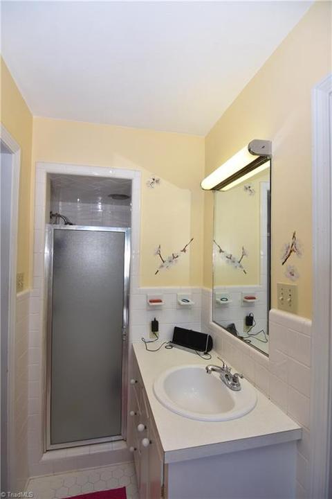 203 Overlook Dr, Advance, NC 27006 photo 16