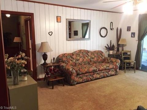 203 Overlook Dr, Advance, NC 27006 photo 8