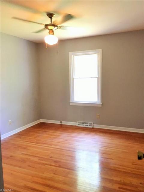 2718 Janice Dr, High Point, NC 27263 photo 6