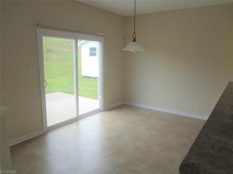 2126 Cliffvale Dr, High Point, NC 27262 photo 8