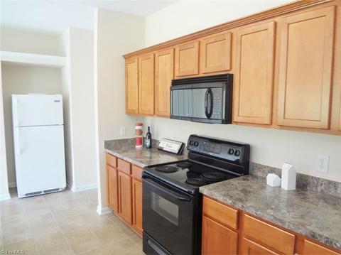 2126 Cliffvale Dr, High Point, NC 27262 photo 12